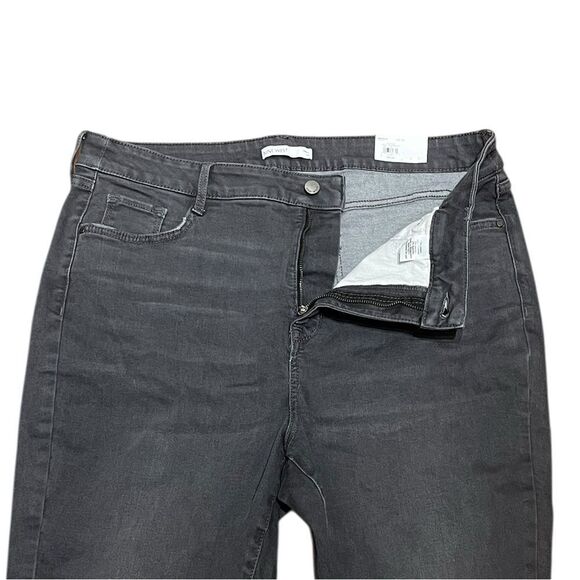 Nine West Women's Charcoal High Rise Skinny Sculpting Denim Jeans, Size 18S, NWT - Picture 3 of 12